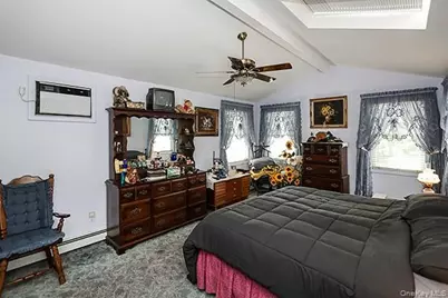 425 Linden Street, Bellmore, NY 11710 - Photo 23