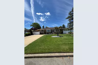 98 W 8th Street, Deer Park, NY 11729 - Photo 3