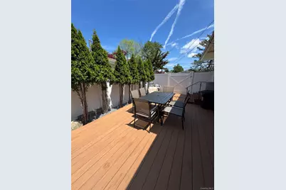98 W 8th Street, Deer Park, NY 11729 - Photo 15