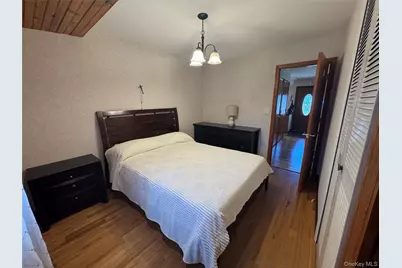 98 W 8th Street, Deer Park, NY 11729 - Photo 11