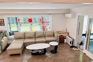52 Miller Pl, Syosset, NY 11791 - Photo 7