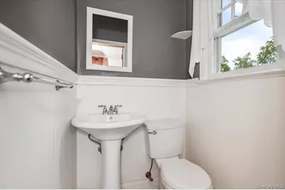 36 Seaview Avenue, Northport, NY 11768 - Photo 15