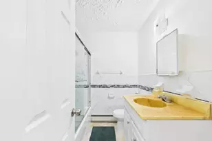 101-24 78th St, Ozone Park, NY 11416 - Photo 11