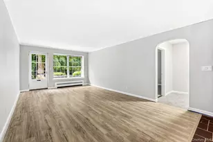 22 Alden Pl, Bronxville, NY 10708 - Photo 5