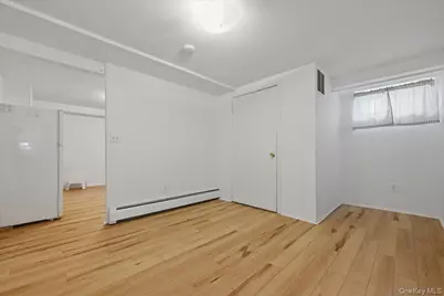 17 Avon Road, Farmingdale, NY 11735 - Photo 29
