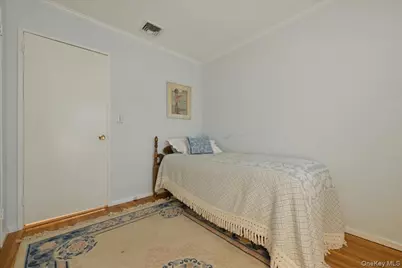 17 Avon Road, Farmingdale, NY 11735 - Photo 21