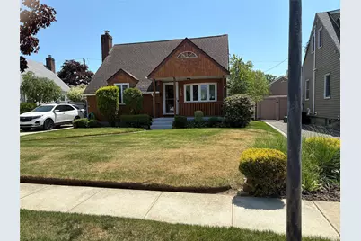 2486 Natta Boulevard, Bellmore, NY 11710 - Photo 19