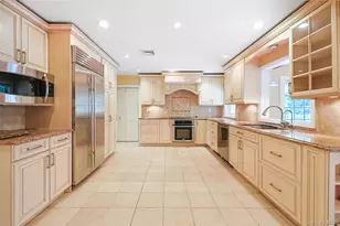 24 Timberline Dr, Huntington, NY 11743 - Photo 23