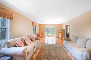 24 Timberline Dr, Huntington, NY 11743 - Photo 3