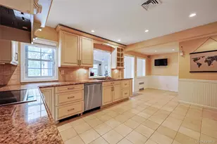 24 Timberline Dr, Huntington, NY 11743 - Photo 15