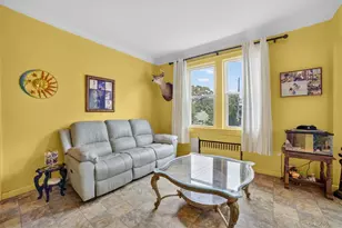 66 Page Ave, Yonkers, NY 10704 - Photo 11