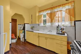 66 Page Ave, Yonkers, NY 10704 - Photo 15