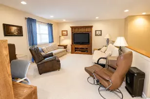 562 Bardini Dr, Melville, NY 11747 - Photo 15