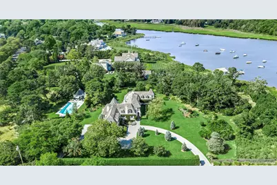 41 Niamogue Lane, Quogue, NY 11959 - Photo 1