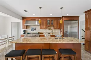 996 Wateredge Pl, Hewlett, NY 11557 - Photo 15
