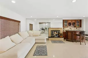 996 Wateredge Pl, Hewlett, NY 11557 - Photo 9