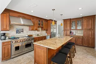 996 Wateredge Pl, Hewlett, NY 11557 - Photo 13