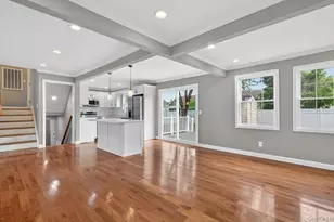 933 N Queens Ave, Lindenhurst, NY 11757 - Photo 3