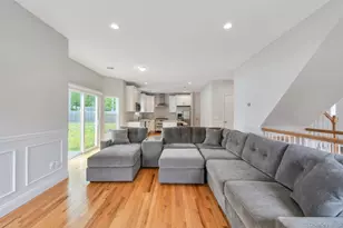 164 Chestnut St, Mount Sinai, NY 11766 - Photo 9