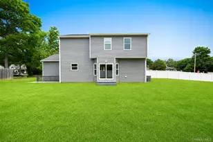 164 Chestnut St, Mount Sinai, NY 11766 - Photo 3