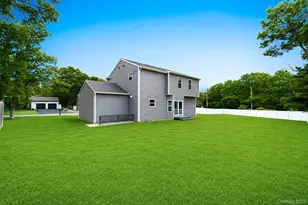 164 Chestnut St, Mount Sinai, NY 11766 - Photo 5