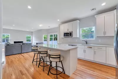 164 Chestnut Street, Mount Sinai, NY 11766 - Photo 17