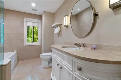 225 Hamlet Drive, Jericho, NY 11753 - Photo 19