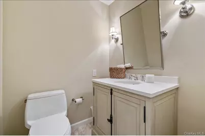 225 Hamlet Drive, Jericho, NY 11753 - Photo 15