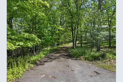 1079 Josephs Boulevard, Saugerties, NY 12477 - Photo 5
