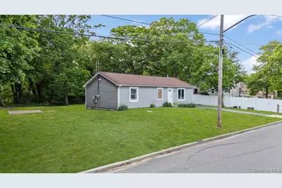 12 Lewis Street, Wyandanch, NY 11798 - Photo 19