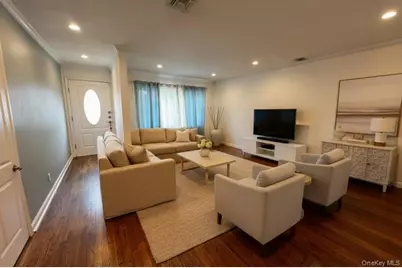 882 Roosevelt Street, West Hempstead, NY 11552 - Photo 3