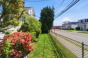 44 St Pauls Rd S, Hempstead, NY 11550 - Photo 7