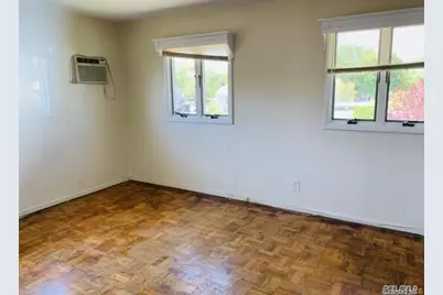 4 Willow Place, Hicksville, NY 11801 - Photo 13