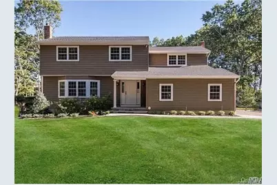 29 Thornwood Drive, Dix Hills, NY 11746 - Photo 1