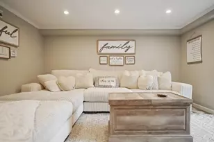 25 Manor Ave, White Plains, NY 10605 - Photo 29