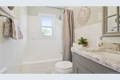 25 Manor Avenue, White Plains, NY 10605 - Photo 21