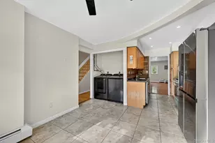 126 Halgren Crescent, Haverstraw, NY 10927 - Photo 7
