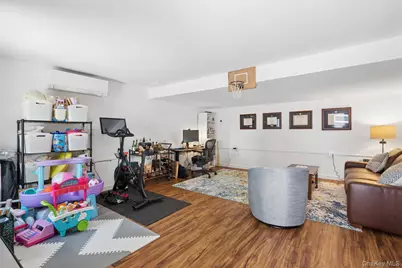 1040 Harrison Drive, Centerport, NY 11721 - Photo 35