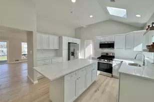188 River Dr, Moriches, NY 11955 - Photo 13