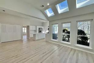 188 River Dr, Moriches, NY 11955 - Photo 9