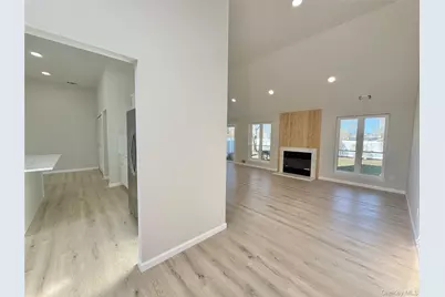188 River Drive, Moriches, NY 11955 - Photo 17
