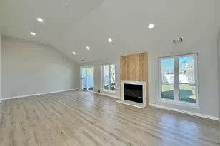 188 River Dr, Moriches, NY 11955 - Photo 5