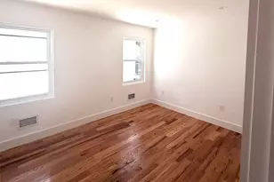 342 E 234th Street E, Bronx, NY 10470 - Photo 7