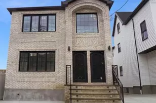 342 E 234th Street E, Bronx, NY 10470 - Photo 1