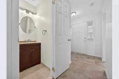 187 Doxbury Lane, Suffern, NY 10901 - Photo 15