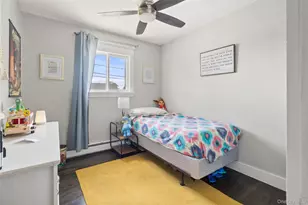 14 Plain St, Lindenhurst, NY 11757 - Photo 13
