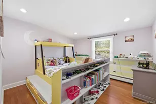 87 Laurel Dr, Massapequa Park, NY 11762 - Photo 27