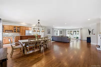 87 Laurel Drive, Massapequa Park, NY 11762 - Photo 17