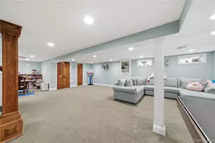 87 Laurel Dr, Massapequa Park, NY 11762 - Photo 35