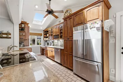 87 Laurel Drive, Massapequa Park, NY 11762 - Photo 9